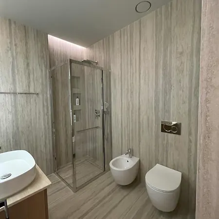 Terra Boutique ティラナ